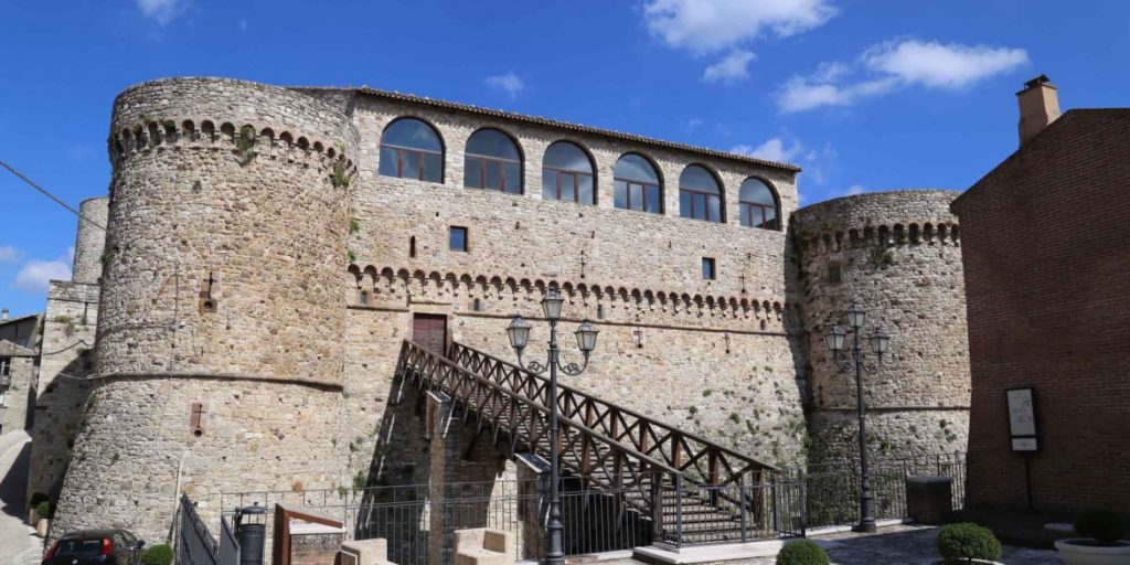 Castello di Civitacampomarano - Particolare del fossato
